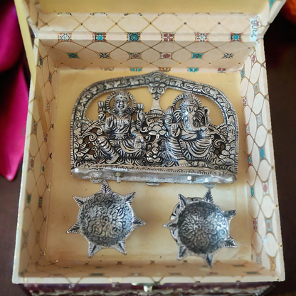 Bhumatha Auspicious Laxmi Ganesh Idol - Silver Plated (12 l x 16H x 5W cm) Box with Two diyas