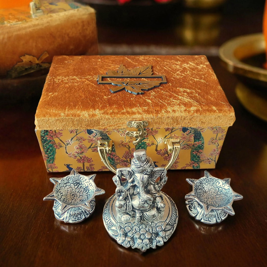 Bhumatha Silver Plated Pagdi Ganesha Idol Oxidized Finish with Luxury Velvet Box and 2 diyas