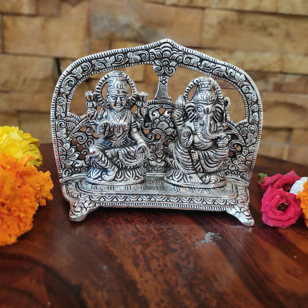 Bhumatha Auspicious Laxmi Ganesh Idol - Silver Plated (12 l x 16H x 5W cm) Box with Two diyas