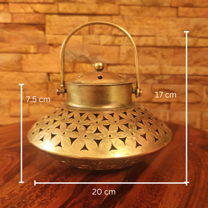 Bhumatha Degchi Doop Stand & Tealight Candle Holder for Home Decor (Netted Style), Gold Set of-1