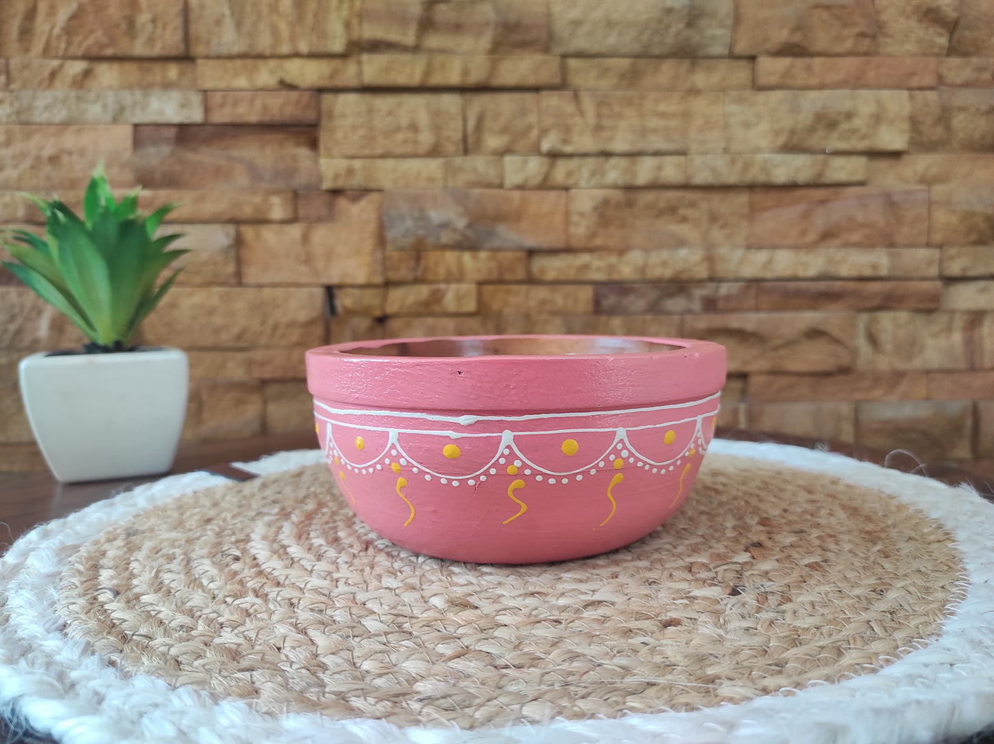 Bhumatha Mango Wood Wooden Potpourri Bowl – Handcrafted Decorative Bowl for Home Décor, Natural Wooden Aromatherapy Holder, 1 Piece, (Light Pink) Color